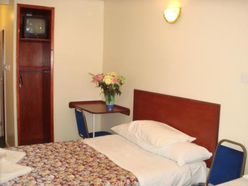 Regency Court Hotel London Room photo
