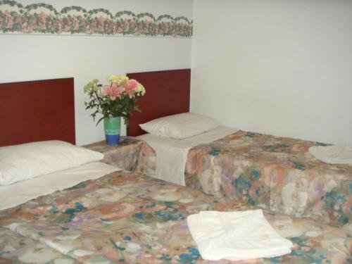Regency Court Hotel London Room photo